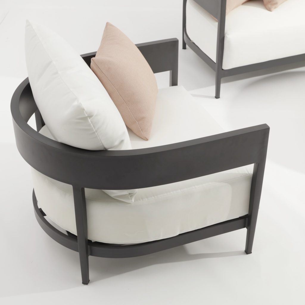 Stylish All – Aluminum Frame Sofa: Cozy Cushions for Outdoors(S250 SET)