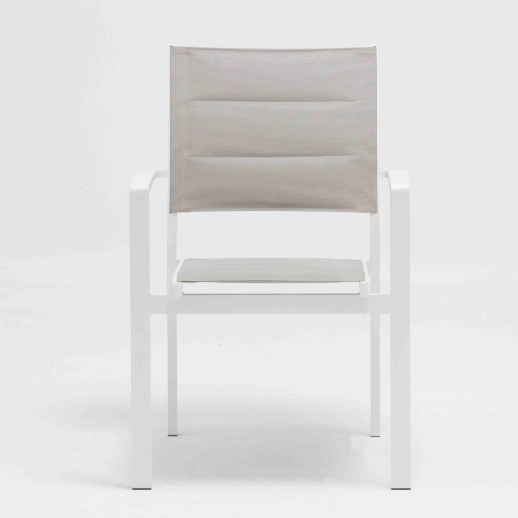 Aluminum-frame dining set – no rust, perfect for coastal areas (stands up to salt air!).TC088B&YB202