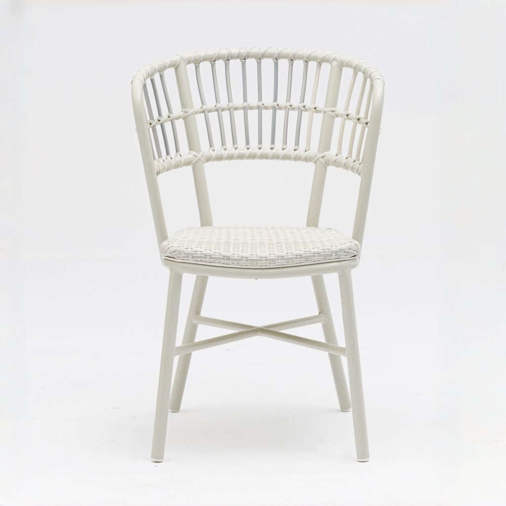 Aluminum-frame dining set – no rust, perfect for coastal areas (stands up to salt air!).YT316&S234T