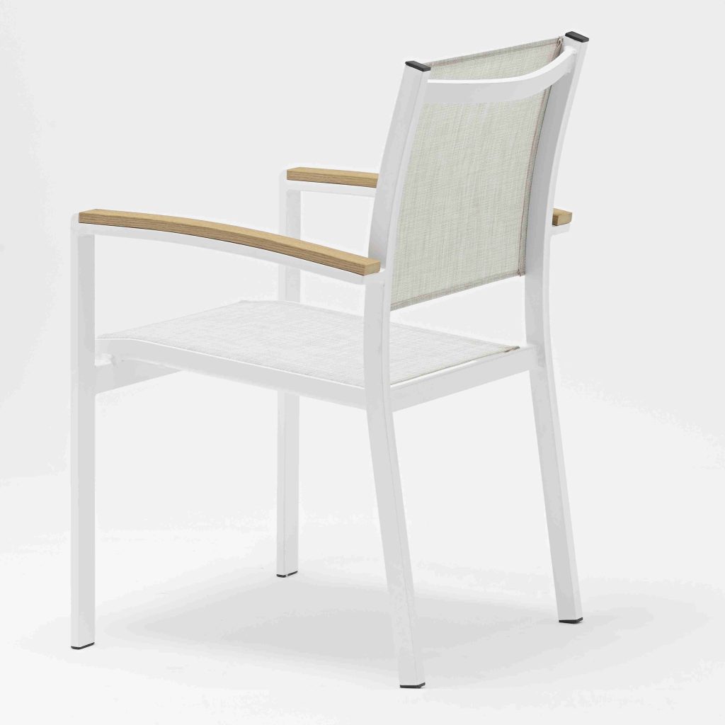 Aluminum-frame dining set – no rust, perfect for coastal areas (stands up to salt air!).TC088B&YB202C