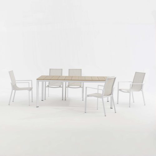 Aluminum-frame dining set – no rust, perfect for coastal areas (stands up to salt air!).TC088B&YB233