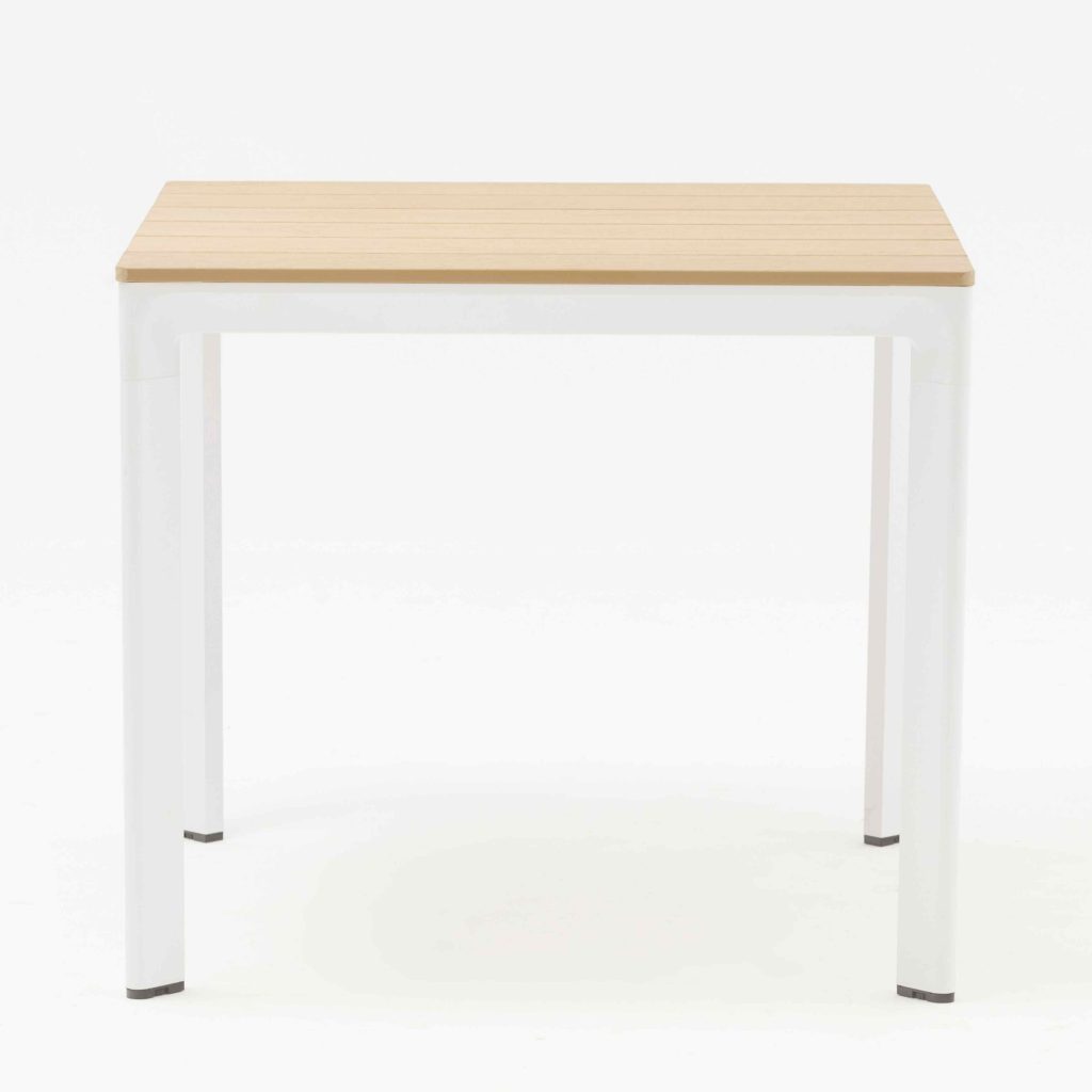 Aluminum-frame dining set – no rust, perfect for coastal areas (stands up to salt air!).TC095&YB232