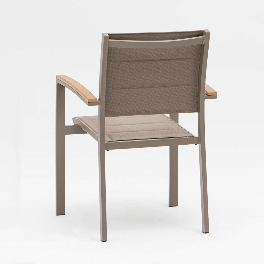 Aluminum-frame dining set – no rust, perfect for coastal areas (stands up to salt air!).TC114&YB202