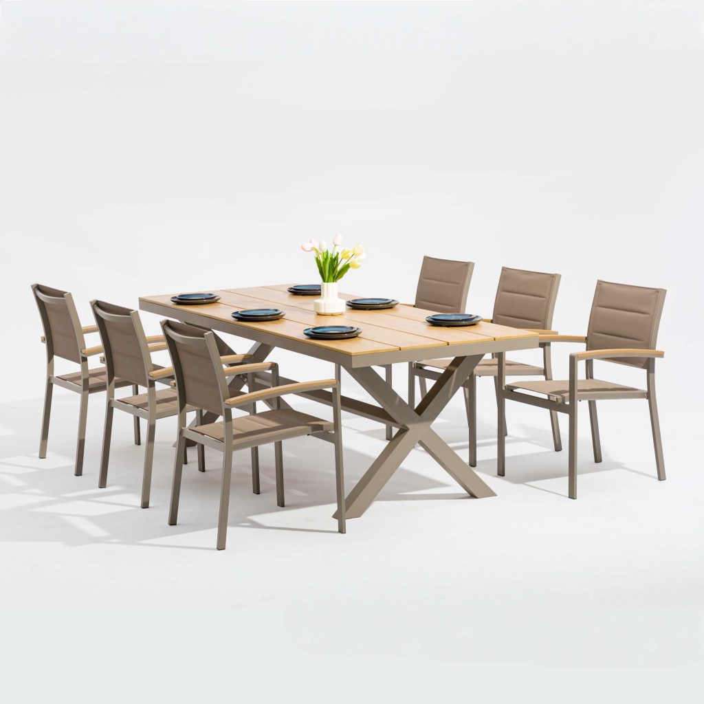 Aluminum-frame dining set – no rust, perfect for coastal areas (stands up to salt air!).TC114&YB202