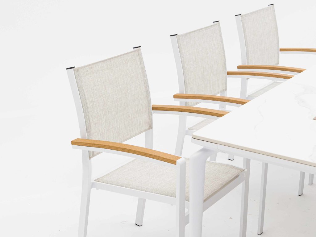 Aluminum-frame dining set – no rust, perfect for coastal areas (stands up to salt air!）（TC115B+YB202B)